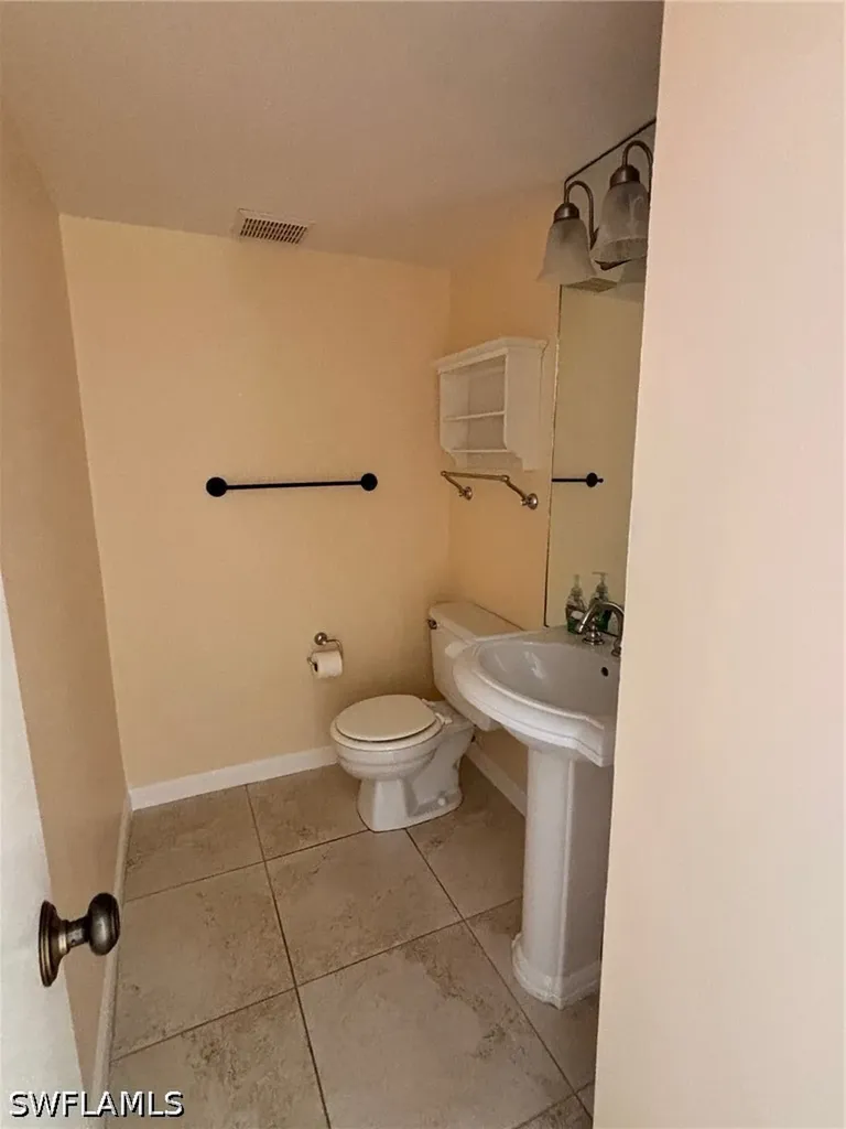 296 4th Avenue S Naples FL 34102