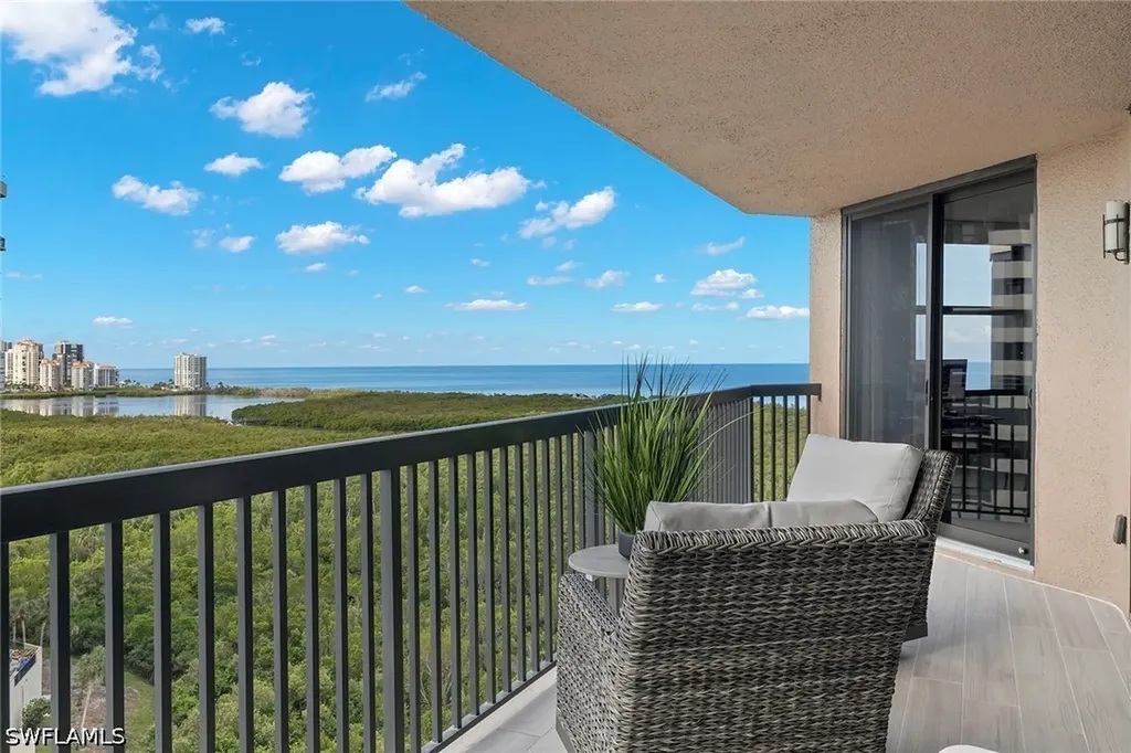 6075 Pelican Bay Boulevard Naples FL 34108