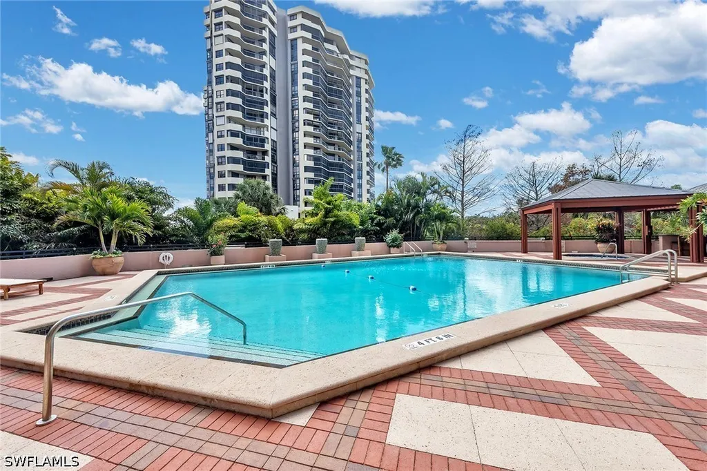 6075 Pelican Bay Boulevard Naples FL 34108