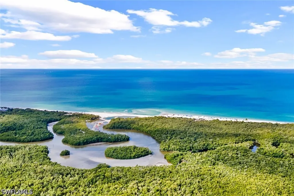 6075 Pelican Bay Boulevard Naples FL 34108
