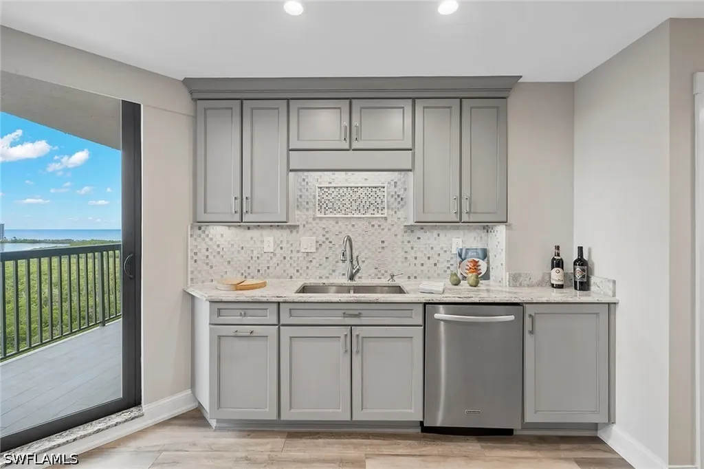 6075 Pelican Bay Boulevard Naples FL 34108