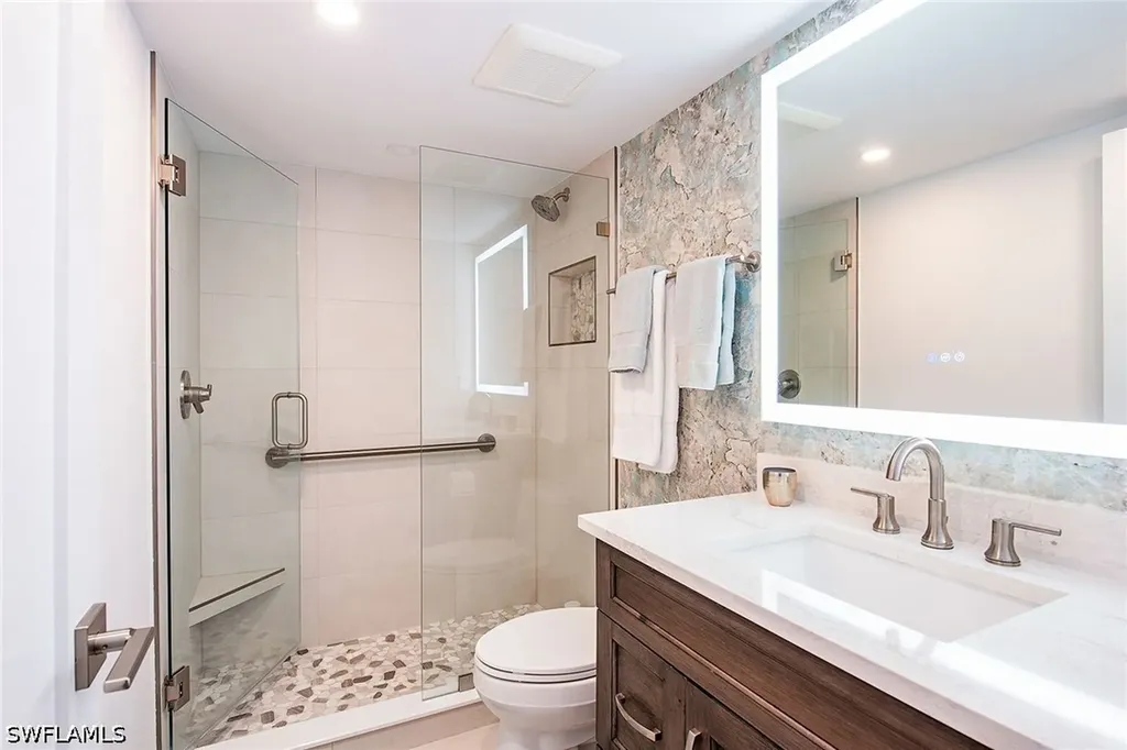 4001 Gulf Shore Boulevard N Naples FL 34103