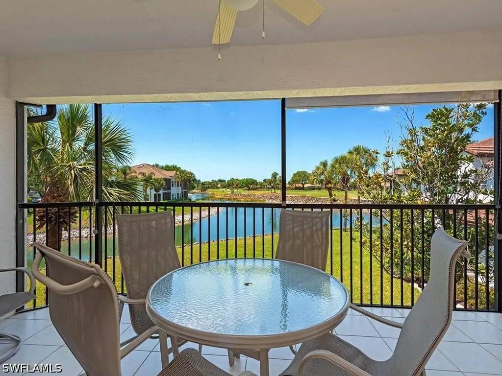 Naples FL, 4415 Dover Court, Unit 504