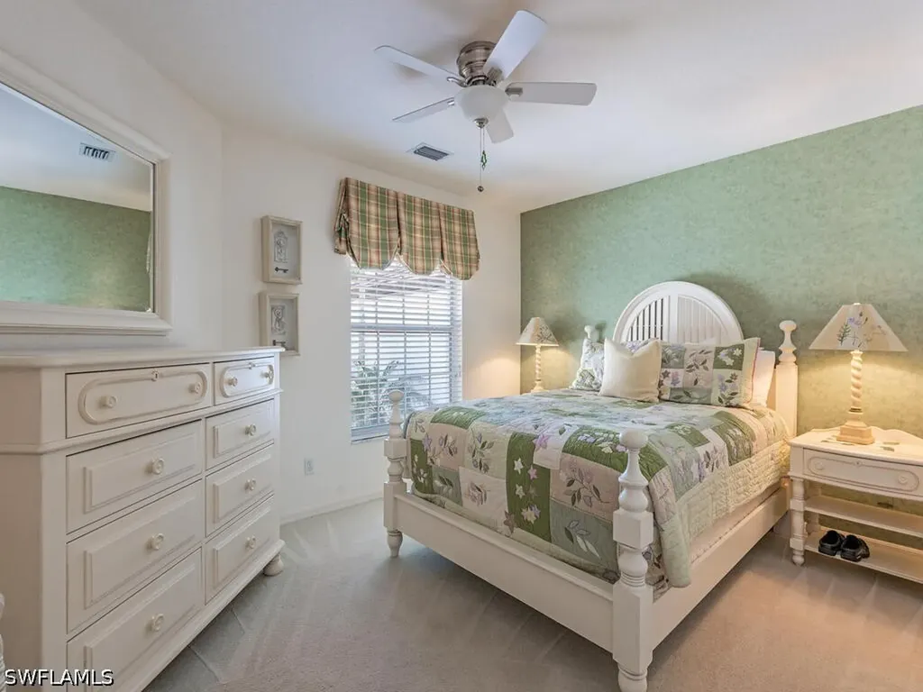 4415 Dover Court Naples FL 34105