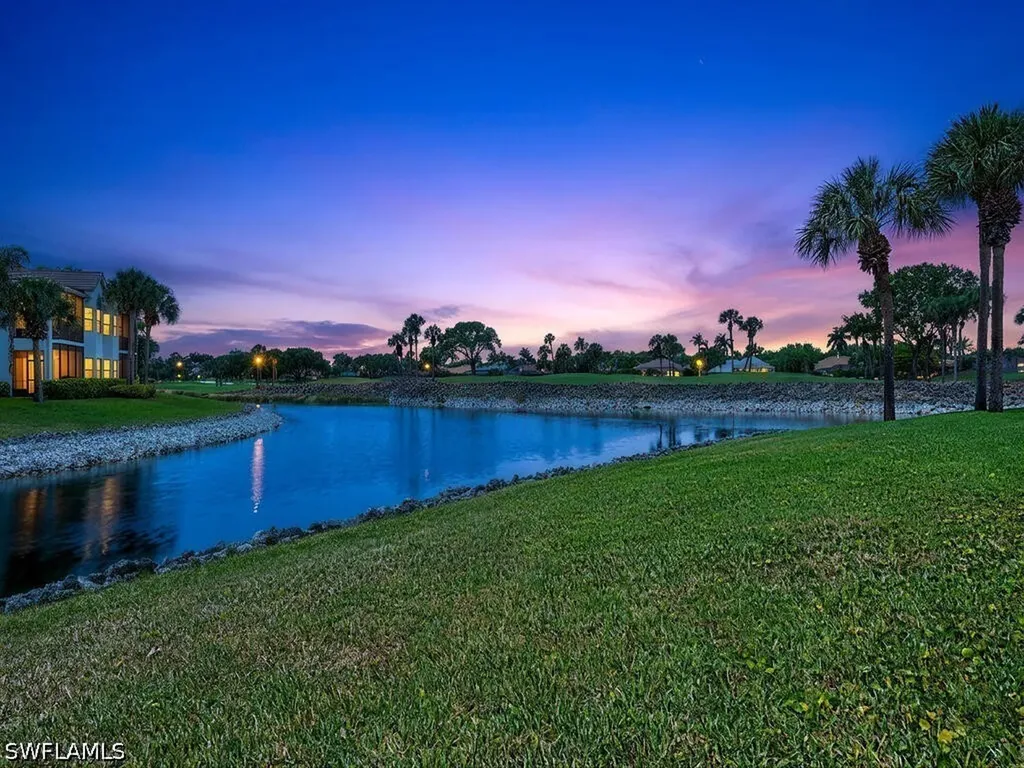 4415 Dover Court Naples FL 34105