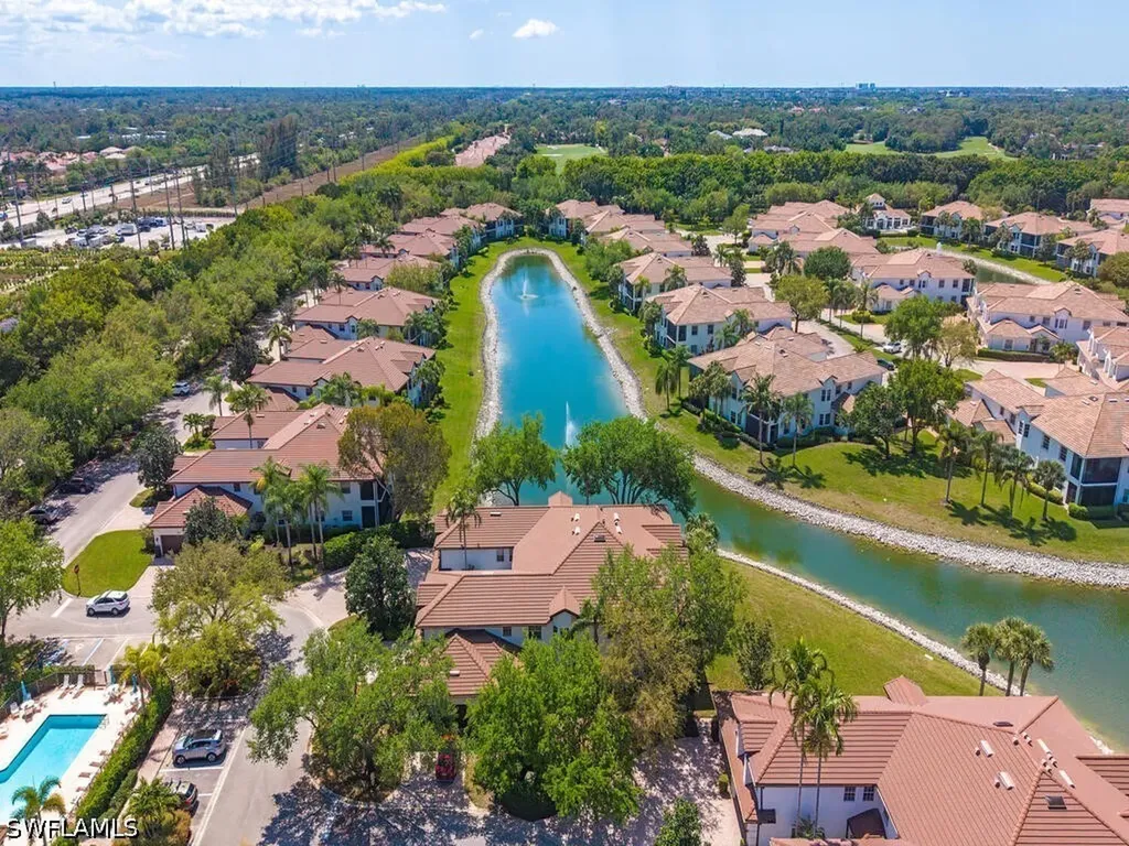 4415 Dover Court Naples FL 34105