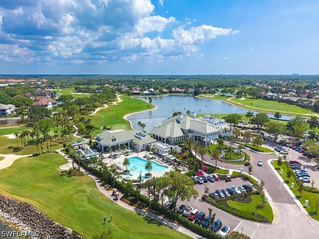 4415 Dover Court Naples FL 34105