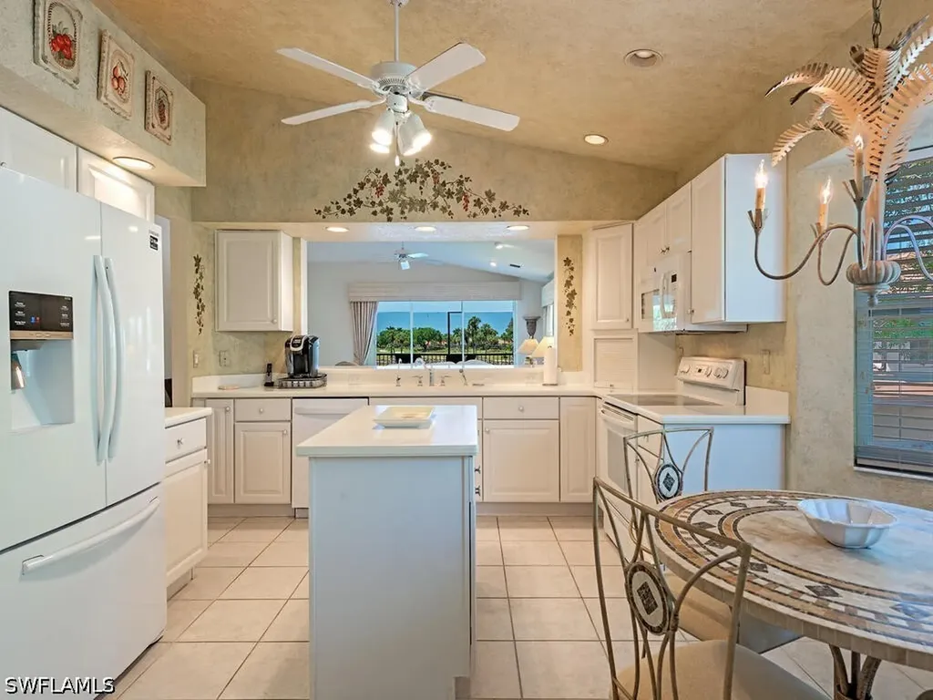 4415 Dover Court Naples FL 34105