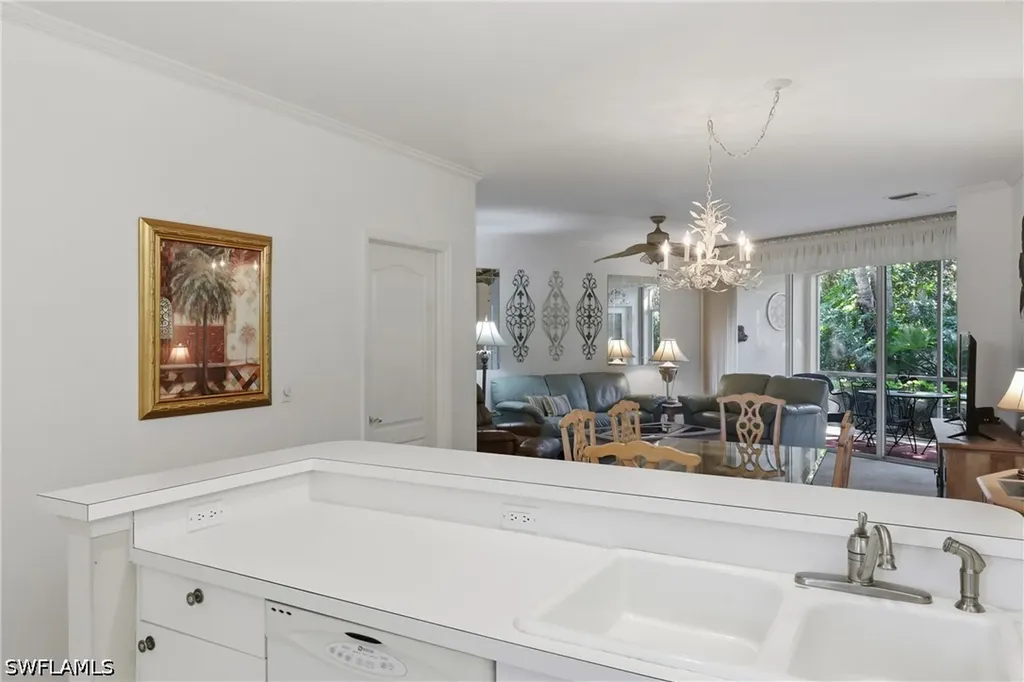 8420 Excalibur Circle Naples FL 34108