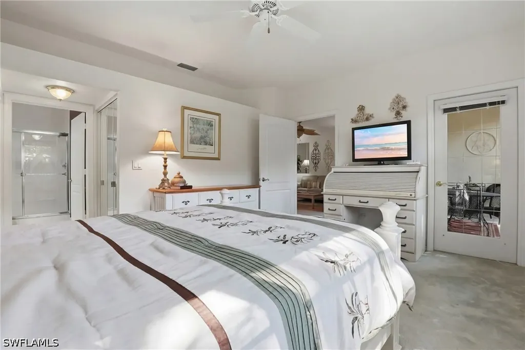 8420 Excalibur Circle Naples FL 34108
