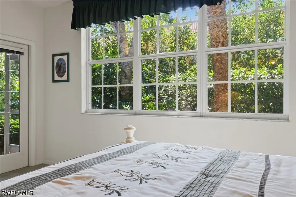 8420 Excalibur Circle Naples FL 34108