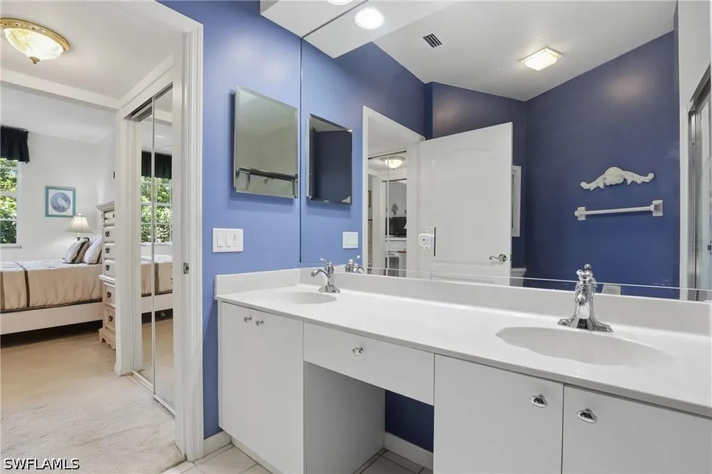 8420 Excalibur Circle Naples FL 34108