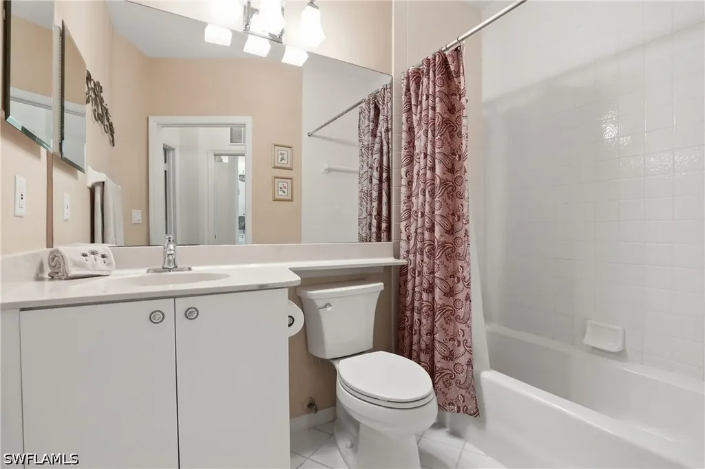 8420 Excalibur Circle Naples FL 34108