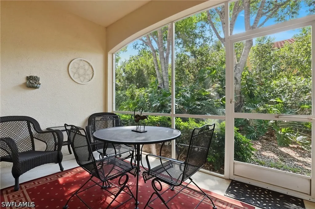 8420 Excalibur Circle Naples FL 34108