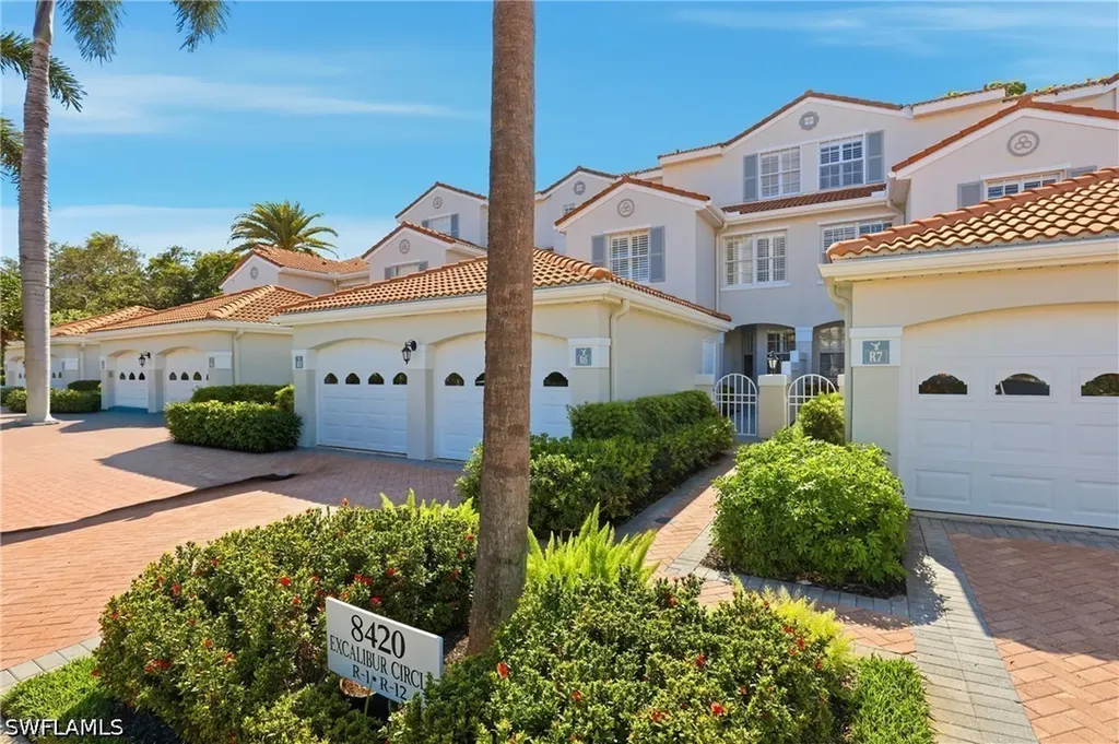 8420 Excalibur Circle Naples FL 34108