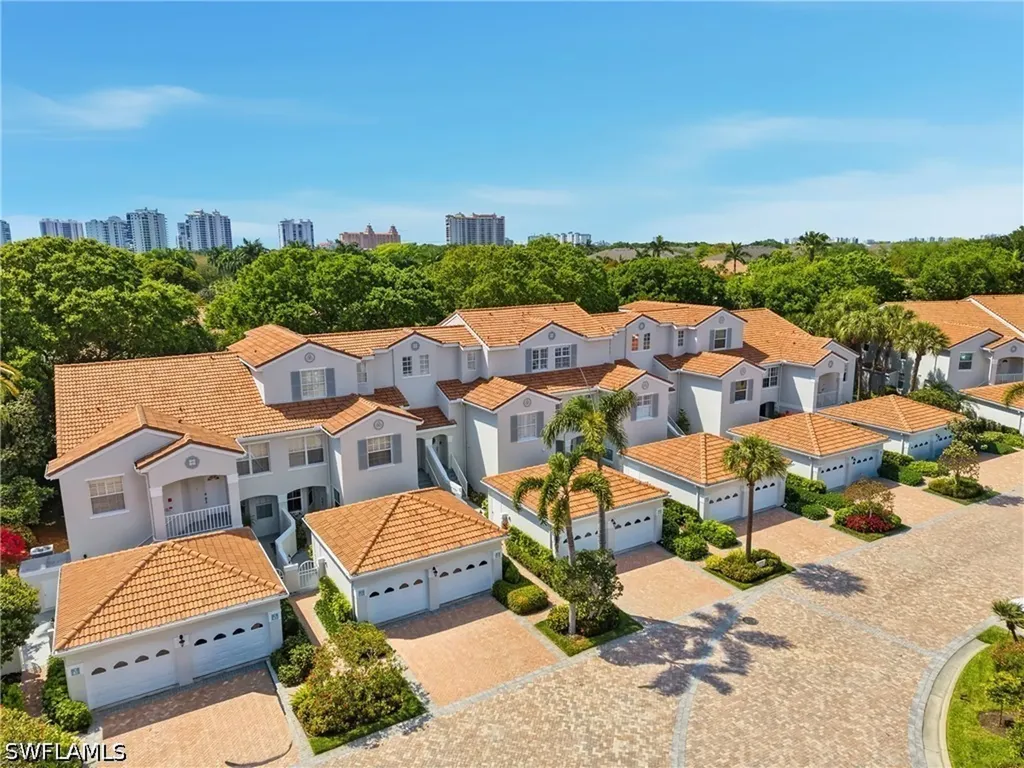 8420 Excalibur Circle Naples FL 34108
