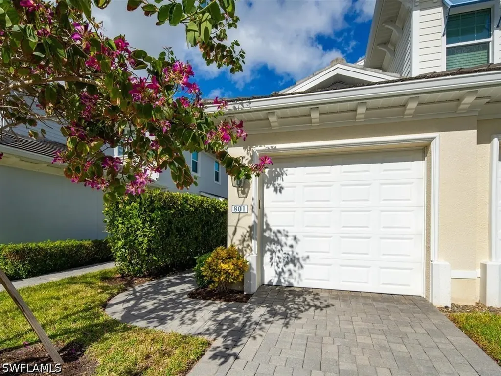 6960 Avalon Circle Naples FL 34112