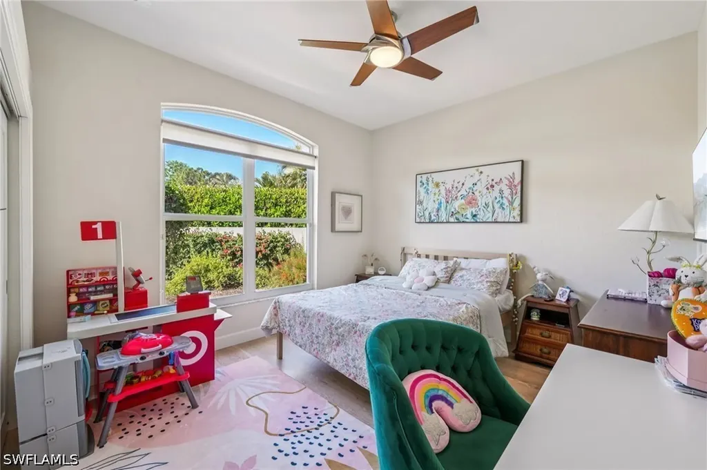 199 Vista Lane Naples FL 34119
