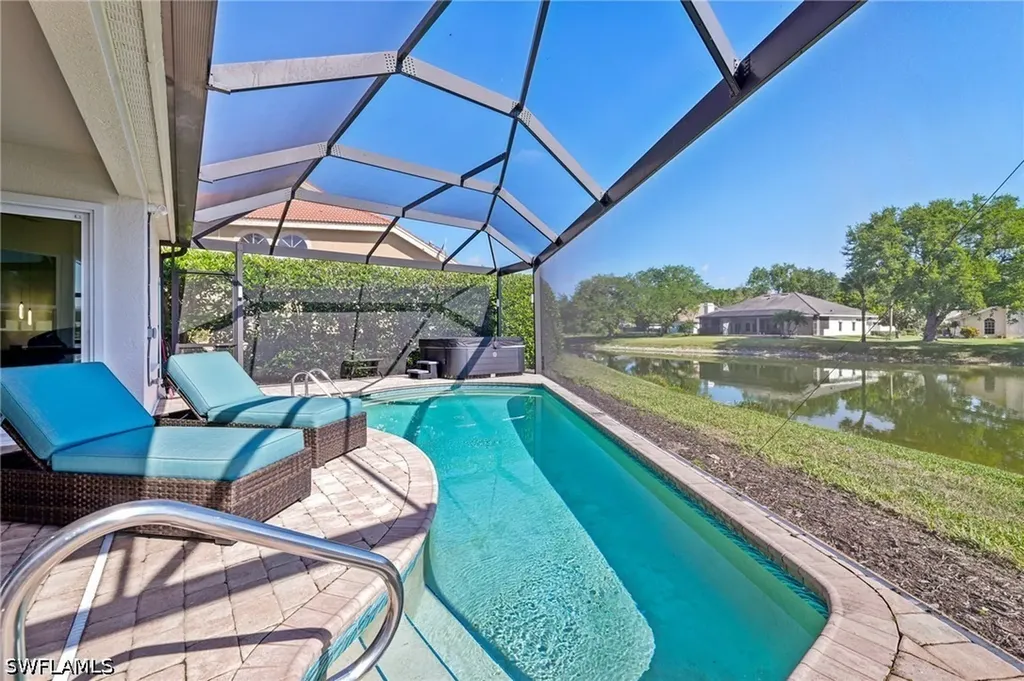 199 Vista Lane Naples FL 34119