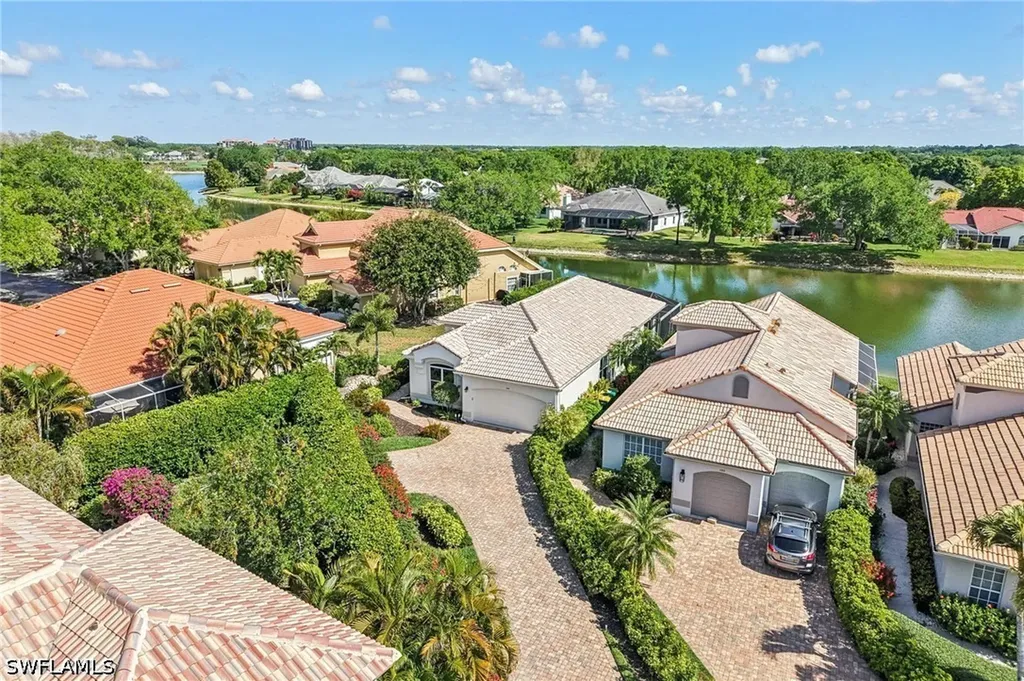 199 Vista Lane Naples FL 34119