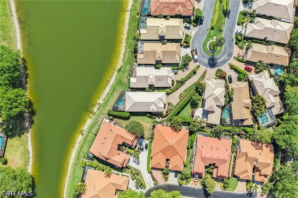 199 Vista Lane Naples FL 34119