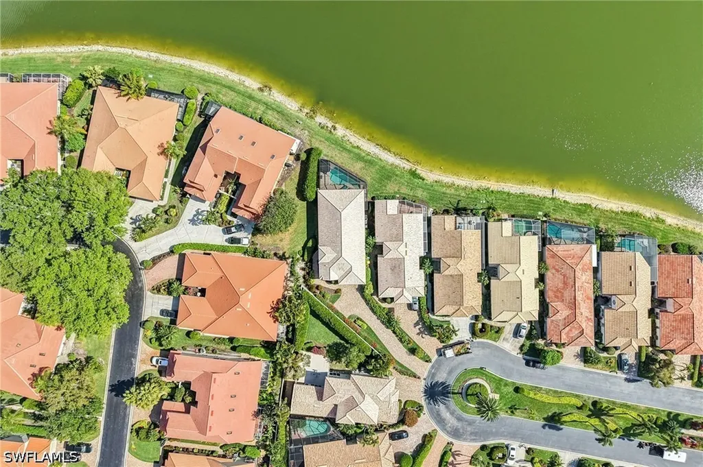 199 Vista Lane Naples FL 34119