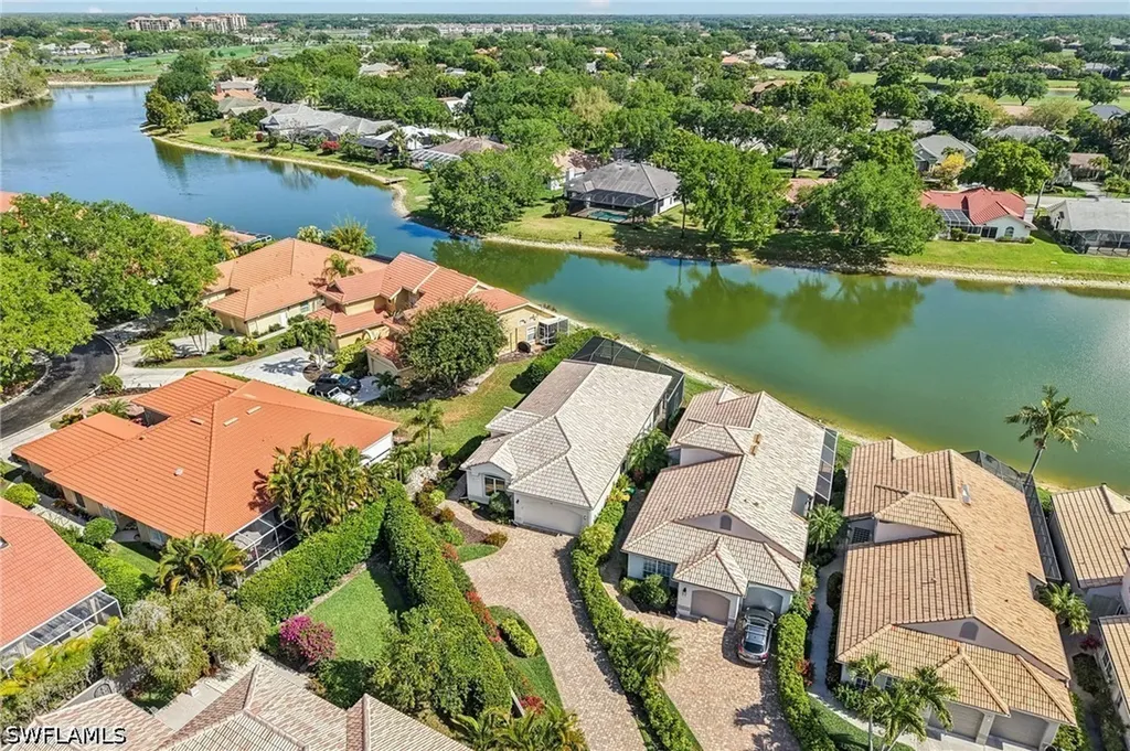 199 Vista Lane Naples FL 34119