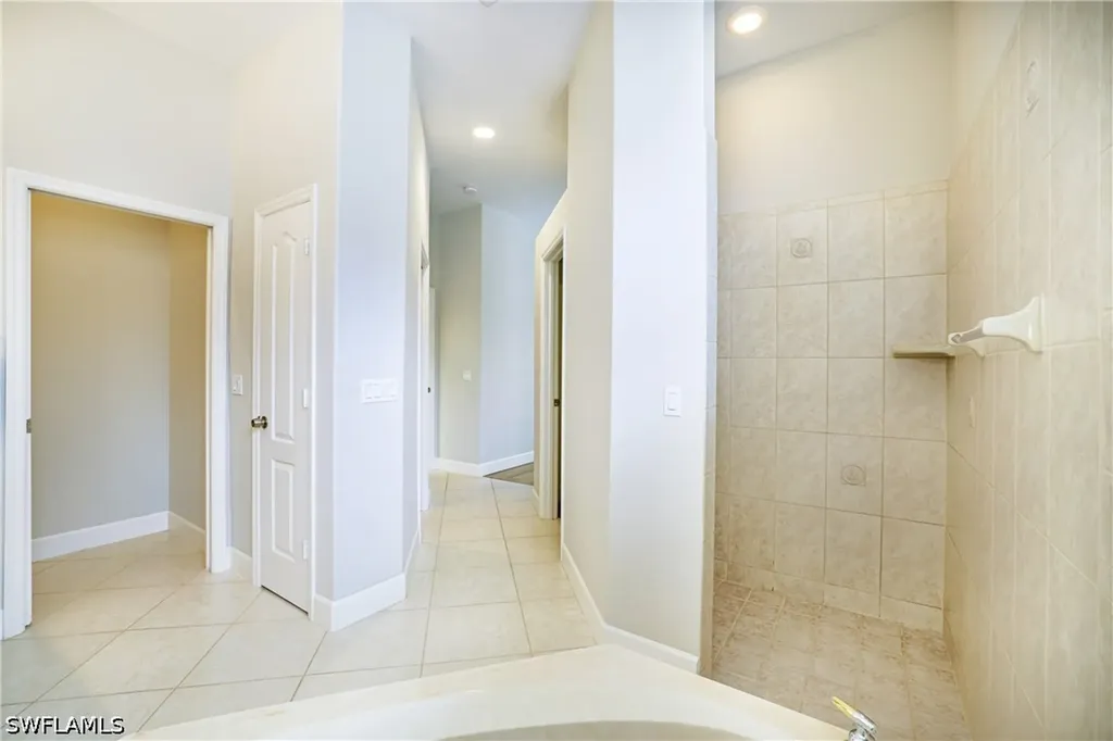 5235 Malvern Court Naples FL 34112