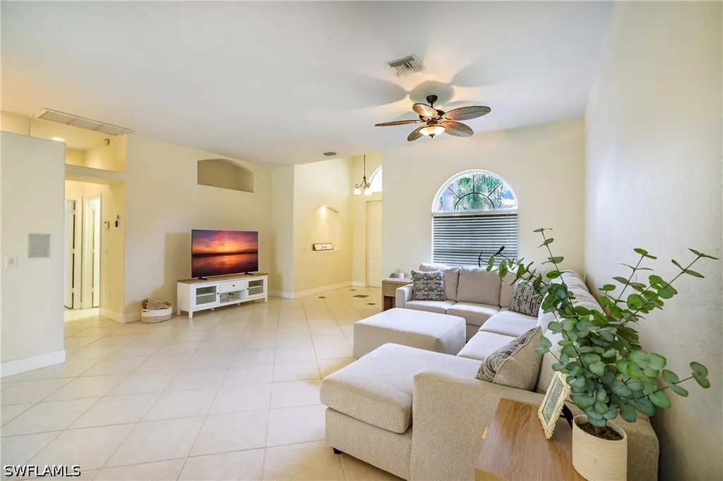 5235 Malvern Court Naples FL 34112
