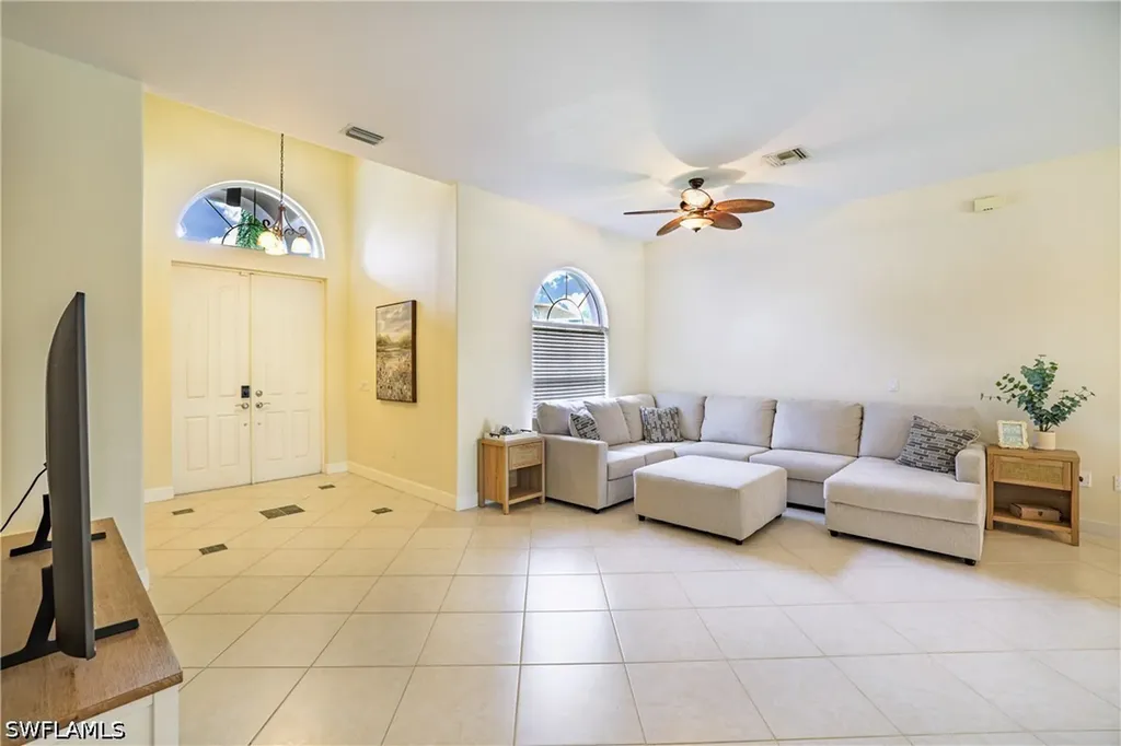 5235 Malvern Court Naples FL 34112