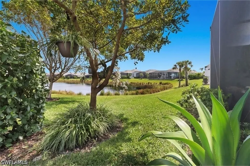 8966 Saint Lucia Drive Naples FL 34114