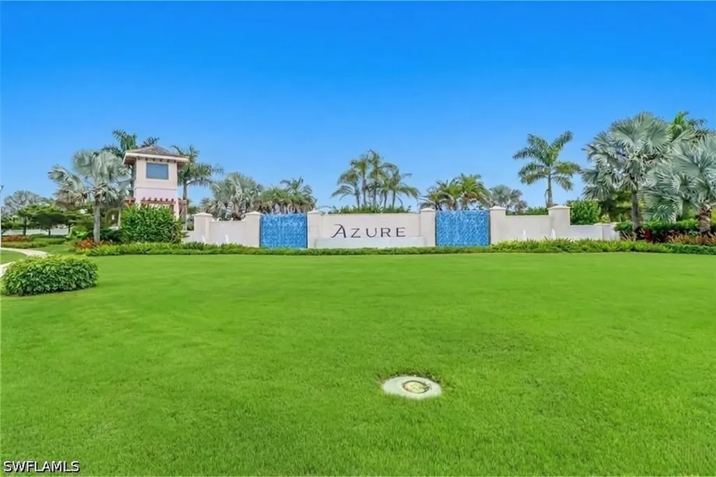 8966 Saint Lucia Drive Naples FL 34114