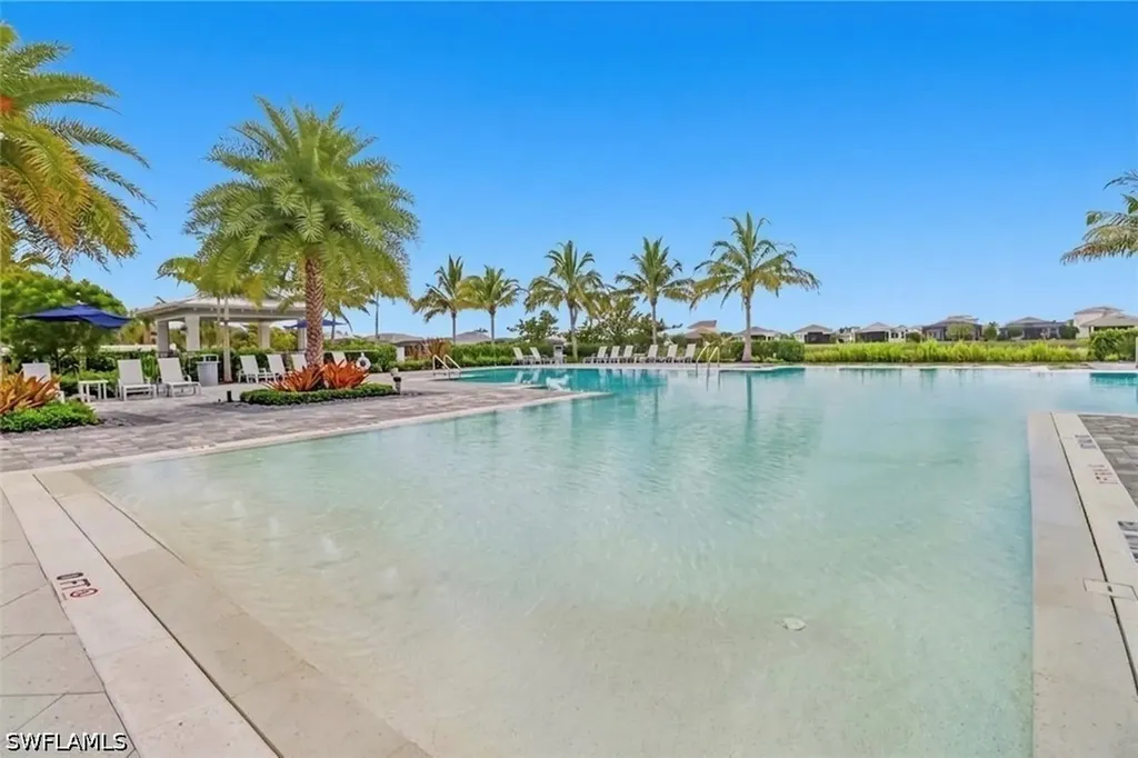 8966 Saint Lucia Drive Naples FL 34114