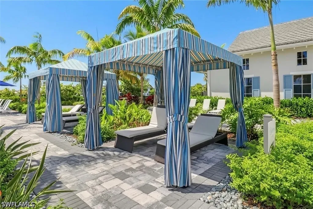 8966 Saint Lucia Drive Naples FL 34114