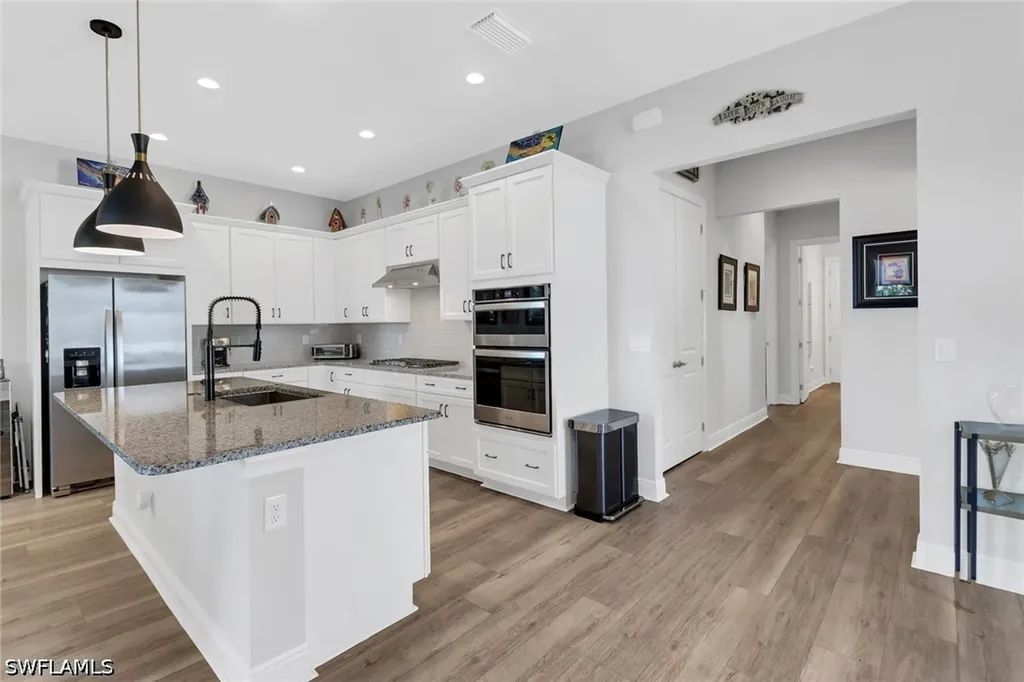 8966 Saint Lucia Drive Naples FL 34114