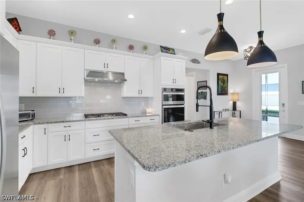 8966 Saint Lucia Drive Naples FL 34114