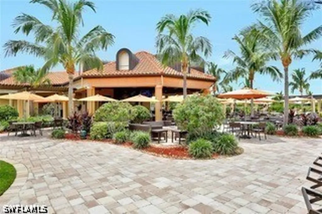 9844 Venezia Circle E Naples FL 34113