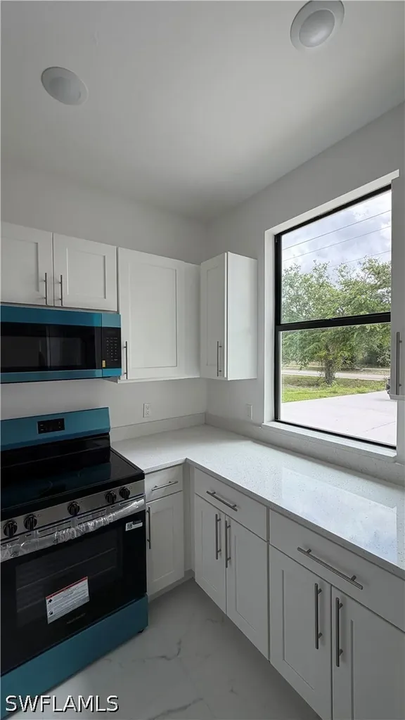 496-498 Bell Boulevard S Lehigh Acres FL 33974