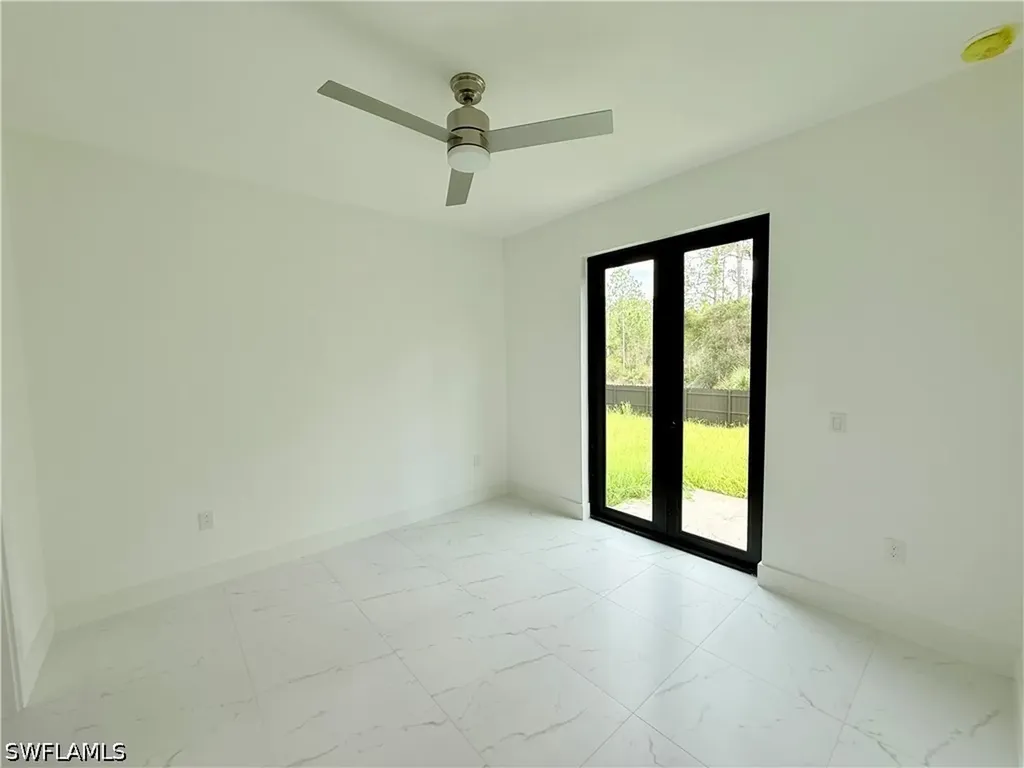 496-498 Bell Boulevard S Lehigh Acres FL 33974