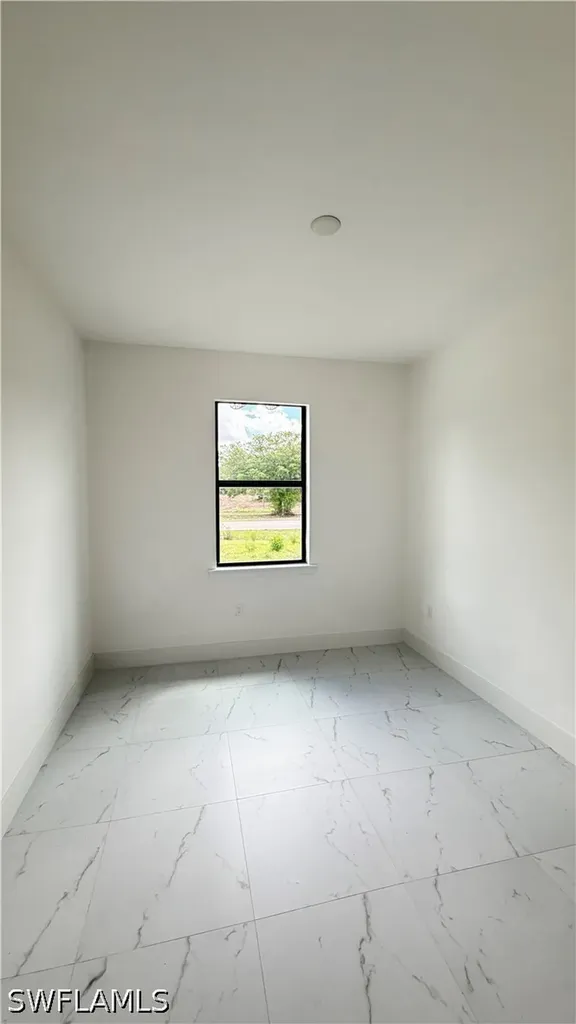496-498 Bell Boulevard S Lehigh Acres FL 33974