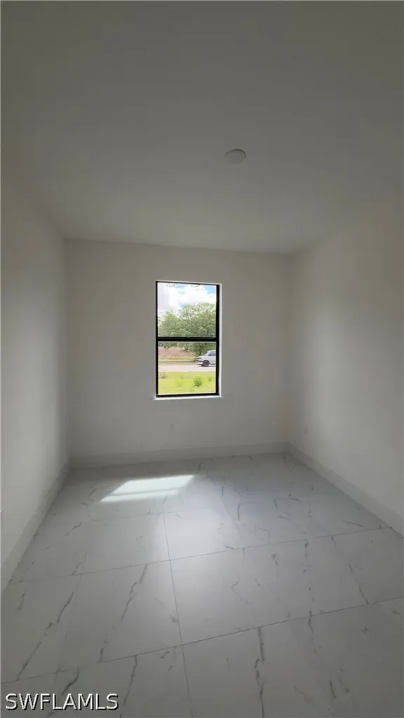 496-498 Bell Boulevard S Lehigh Acres FL 33974