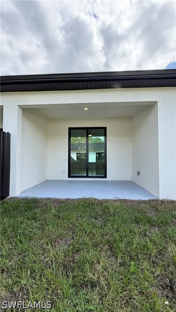 496-498 Bell Boulevard S Lehigh Acres FL 33974