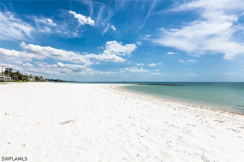 2203 Gulf Shore Boulevard N Naples FL 34102