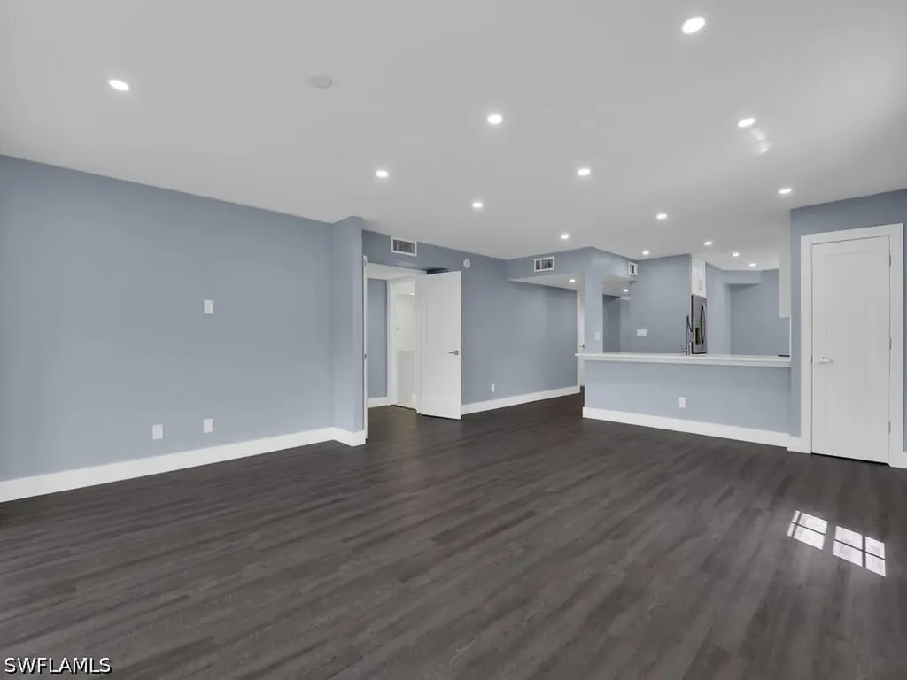 1200 Misty Pines Circle Naples FL 34105
