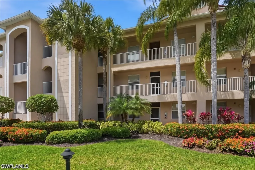 2730 Cypress Trace Circle Naples FL 34119