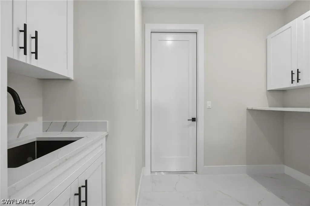 2015 NW 21st Street Cape Coral FL 33993