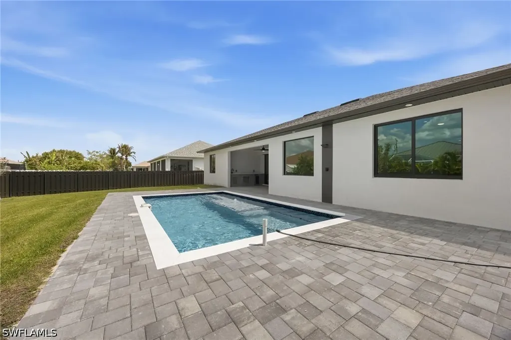 2015 NW 21st Street Cape Coral FL 33993