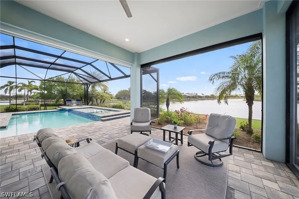 6076 Lucaya Way Naples FL 34113