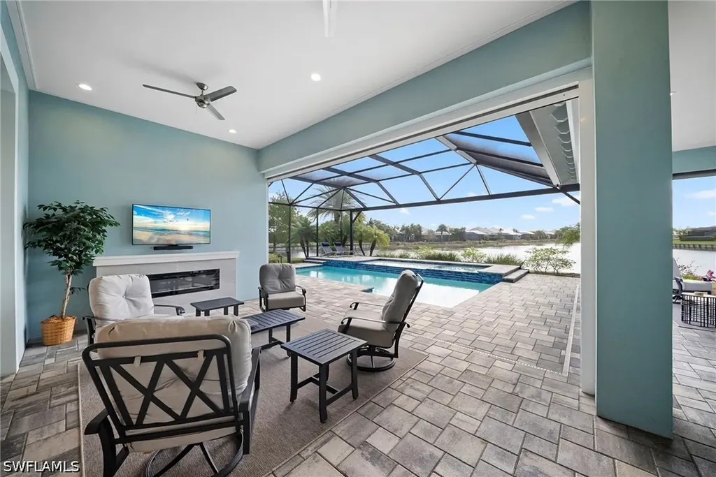 6076 Lucaya Way Naples FL 34113