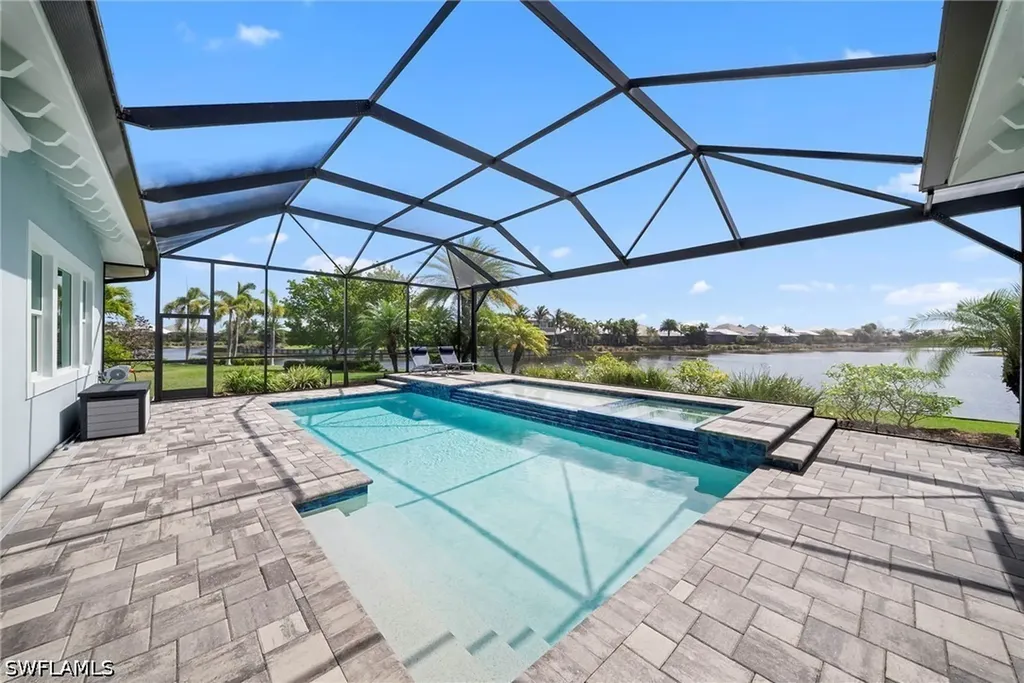 6076 Lucaya Way Naples FL 34113